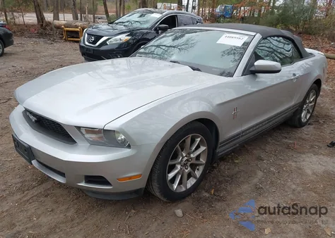 2010 Ford Mustang V6/V6 Premium из США, поврежденный, VIN 1ZVBP8EN3A5140634
